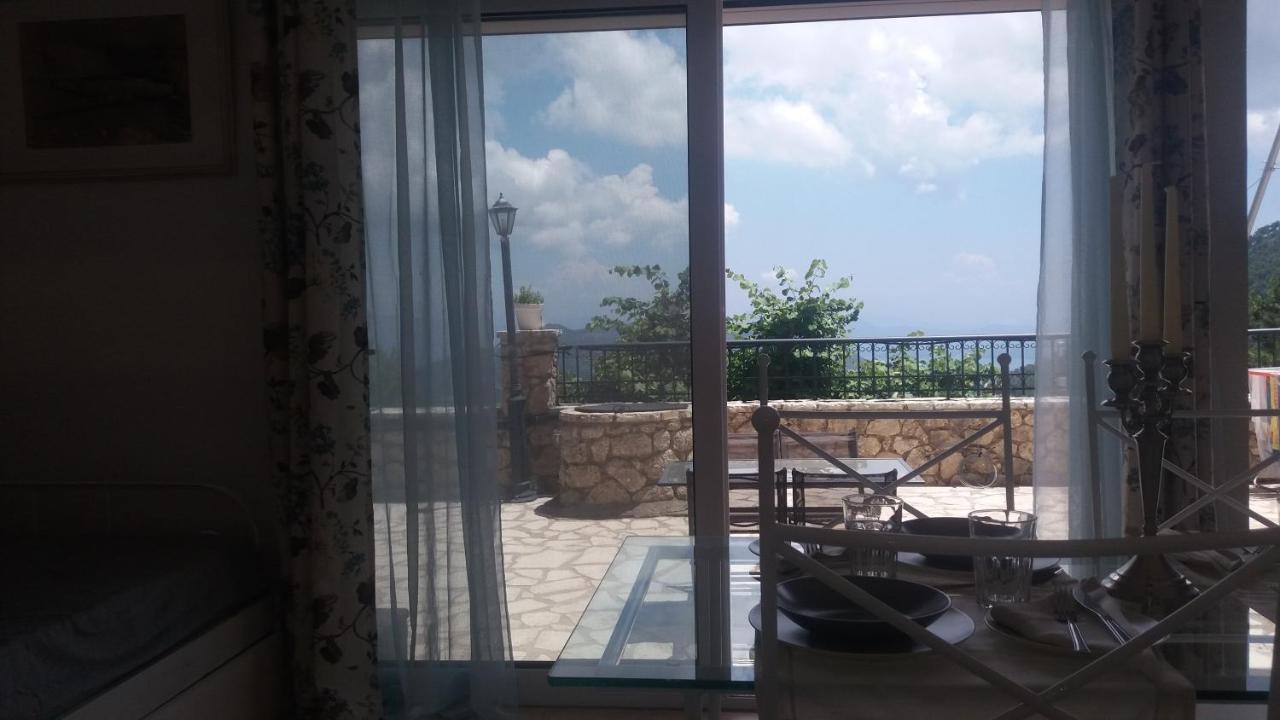 Apartment Estate Dafnopanagia Luxury Ourania