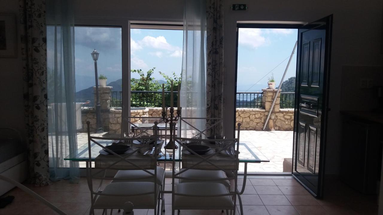 Estate Dafnopanagia Luxury Ourania *