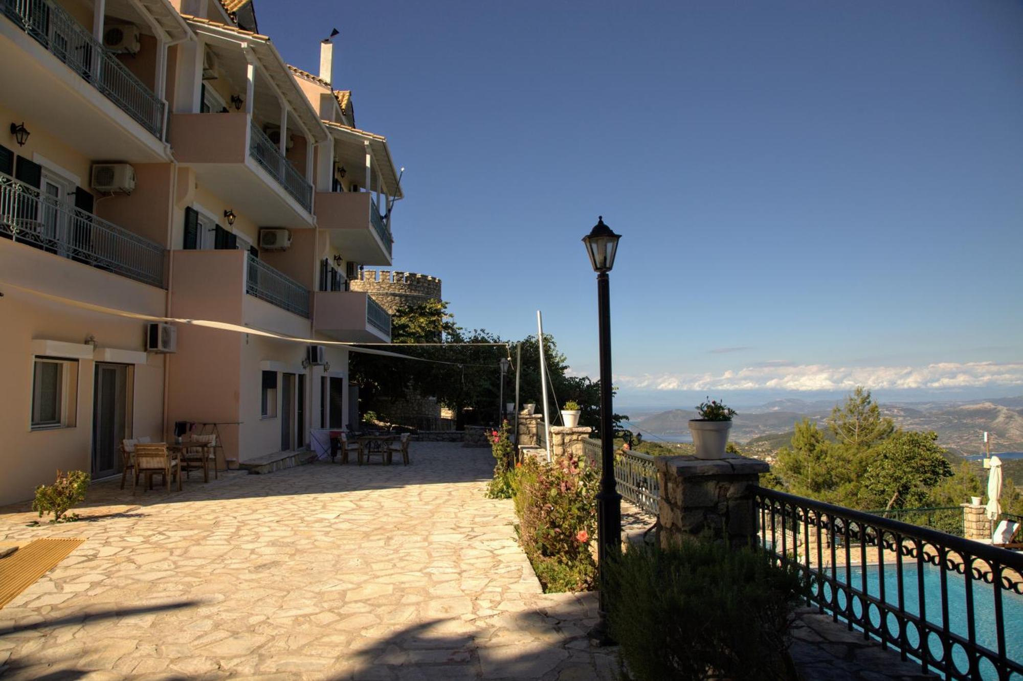 Estate Dafnopanagia Luxury Ourania Apartment