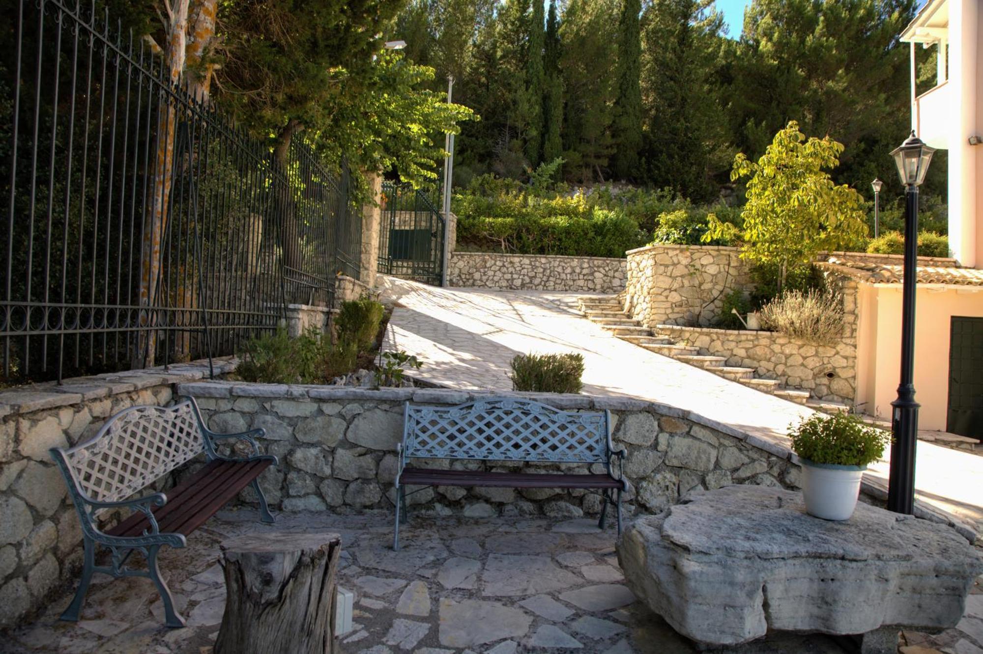 Estate Dafnopanagia Luxury Ourania Apartment Karia (Lefkada)